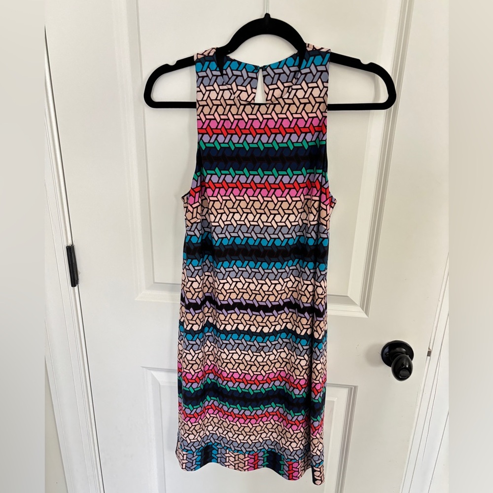 Trina Turk Macee Geometric Dress. Size 2 - Picture 3 of 12